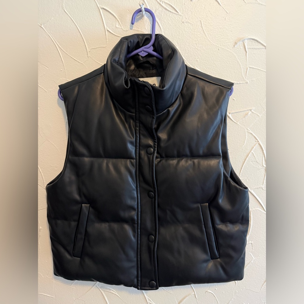 Dylan, everly vegan puffer vest